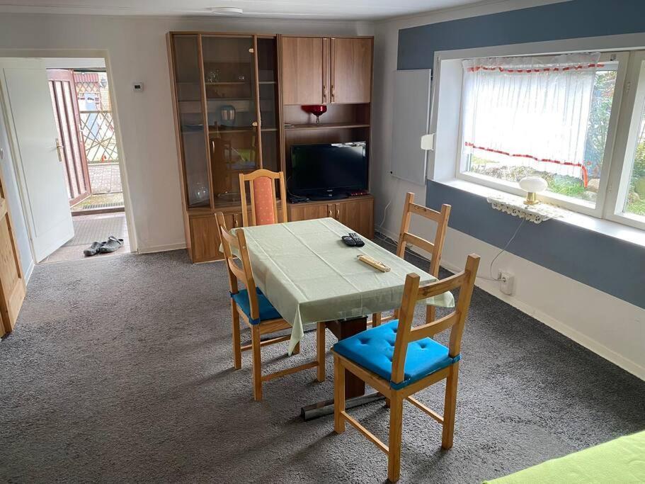 Bungalow Im Gruenen Werneuchen Экстерьер фото